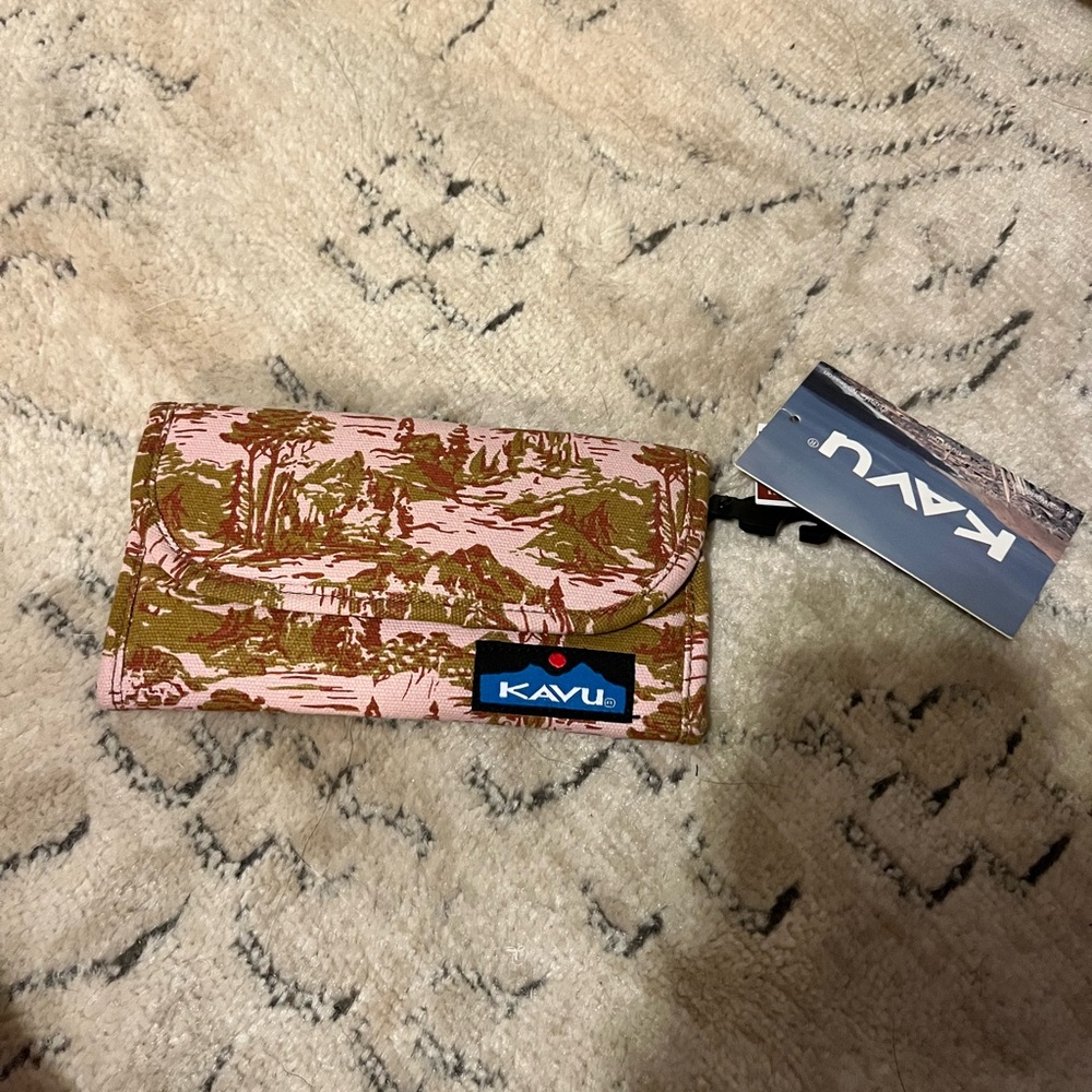Kavu Pink and Brown Patterned Wallet